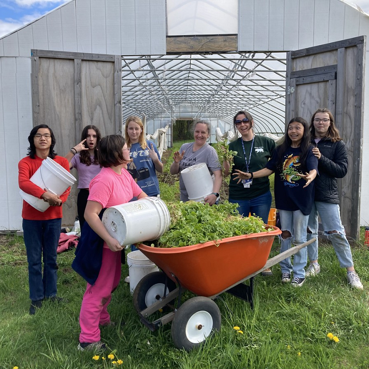 Featured image of article: SMS Garden Club Field Trip